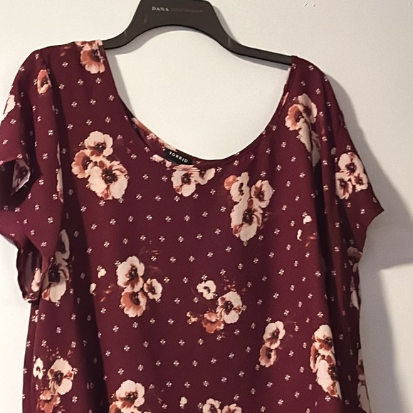 Floral patterned blouse - Picture 3 of 3